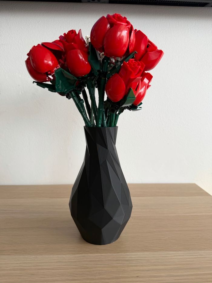 Vase design idéal fleur lego 3D - photo numéro 1