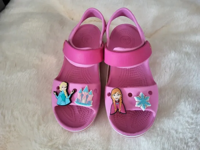 Chaussures sandales Crocs C13 soit pointure 30/31 - photo numéro 3