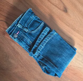 Jean's Tommy Hilfiger Taille 12 mois