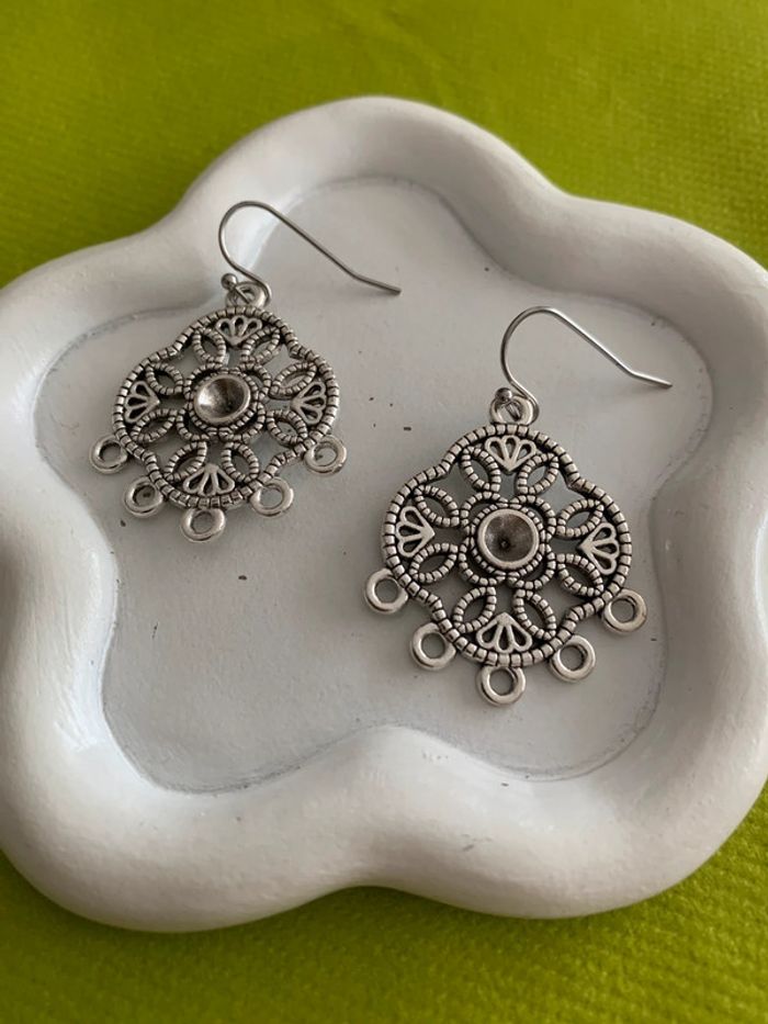 Boucles d’oreilles bohémiennes argentées en alliage de zinc - photo numéro 3
