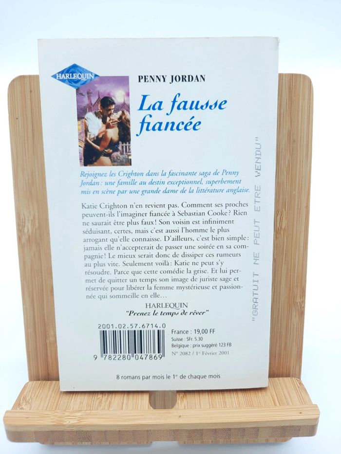 Penny Jordan, la fausse fiancée - photo numéro 2