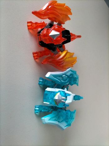 Figurine Transformers rescue bots