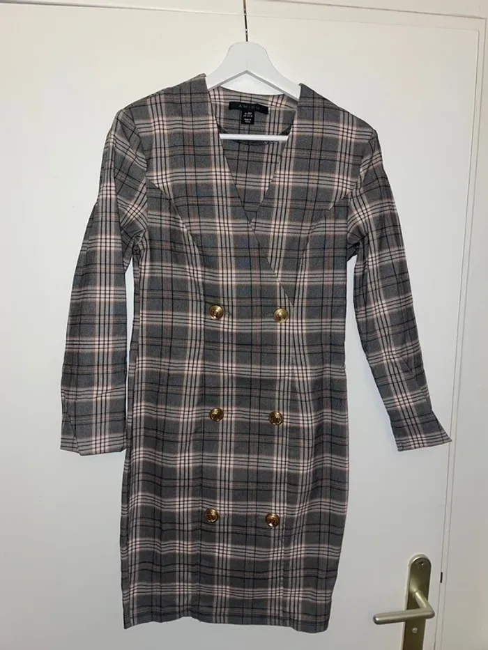 Robe tailleur Amisu 40