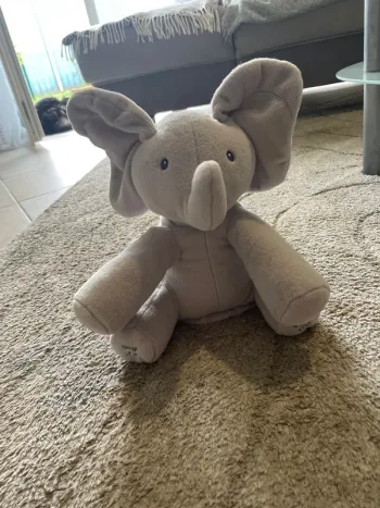 Peluche musicale flamme l’Éléphant
