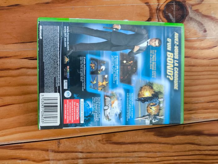 Boîte james Bond nightfire xbox - photo numéro 2