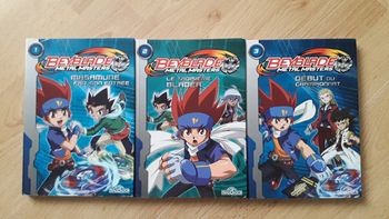 Lot de 3 livres Beyblade Metal Masters