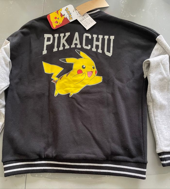 Beau blouson garçon Kiabi T 10 ans Pokémon noir et gris - photo numéro 4