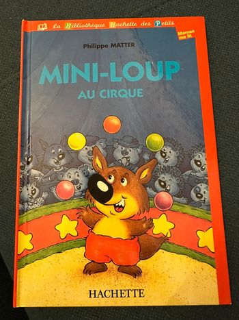 Livre vintage Mini-Loup au cirque Bibliothèque Hachette des petits Maman le lit