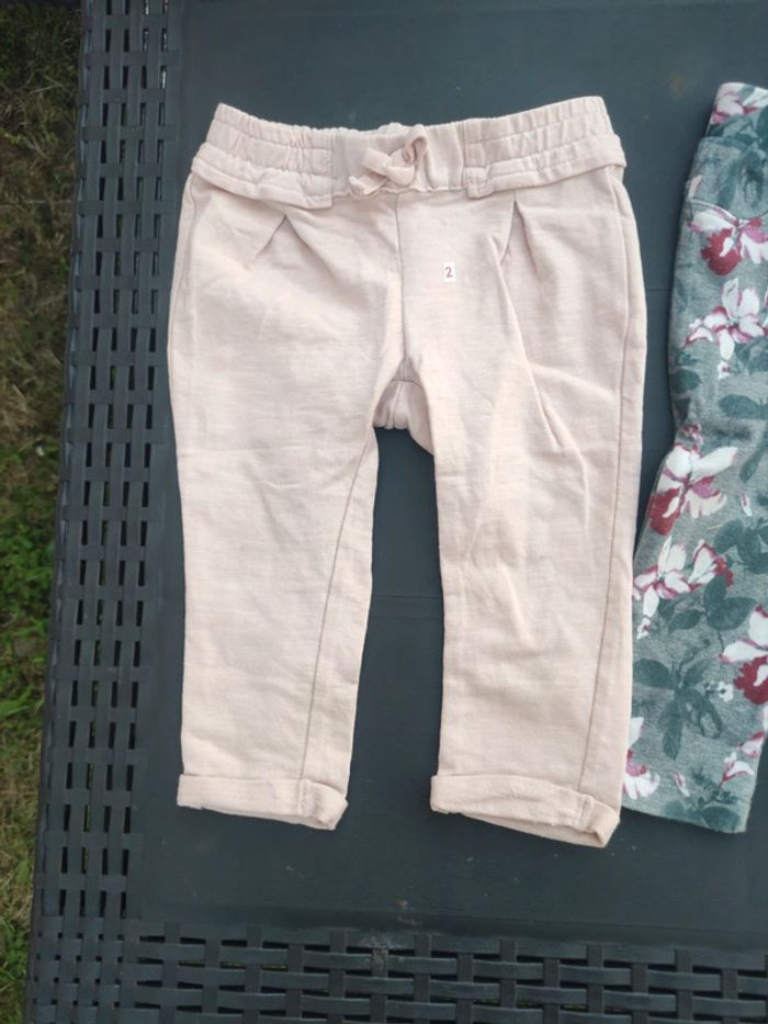 3 pantalons - photo numéro 2