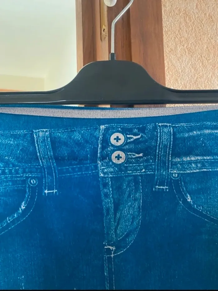 Leggings effet jeans bleu destroy – Taille XXL – Marque OSE – Très bon état - photo numéro 4