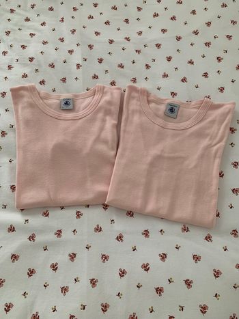 Lot de deux maillots de corps manches longues Petit Bateau en 8 ans