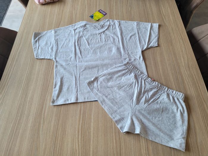 Pyjamas stitch 26 ans neuf - photo numéro 2