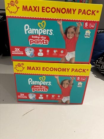 2 Pampers pants taille 5
