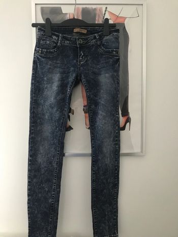 Jean slim taille basse années 2000 Y2K