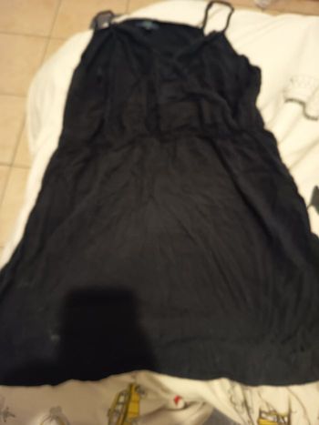 Vend robe noire
