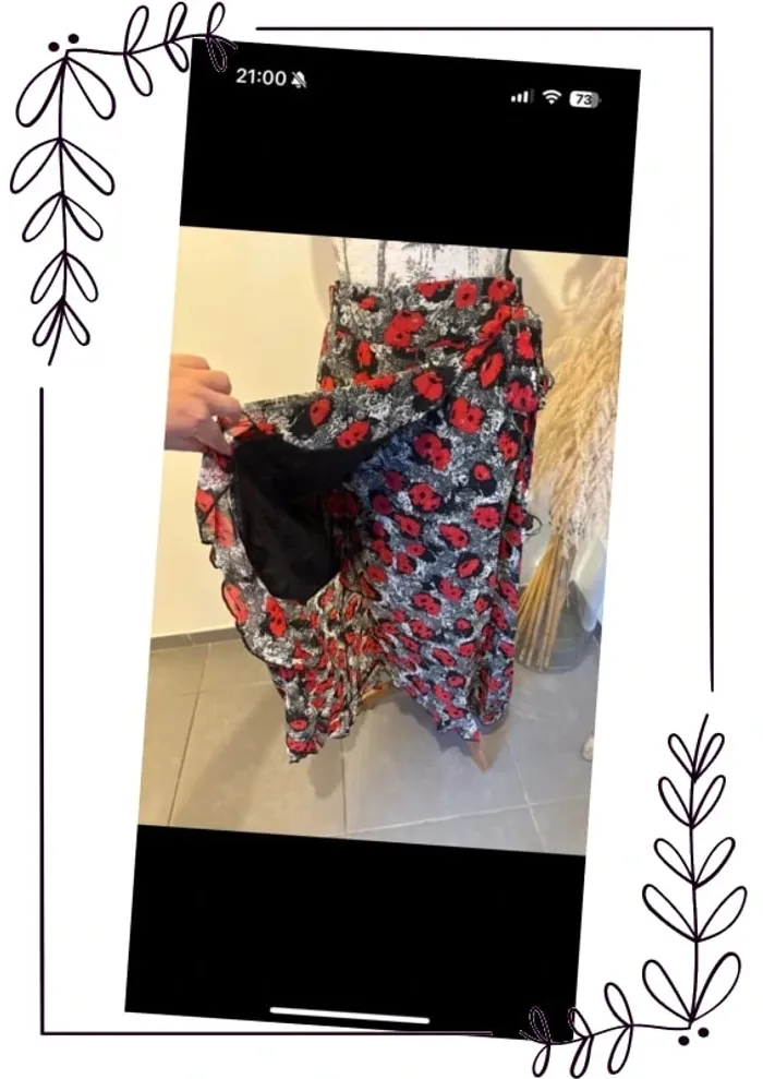 Jupe longue portefeuille GOA rouge floral T L neuve - photo numéro 3