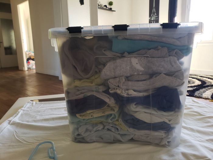 Gros gros lot de vetements bébé - photo numéro 3