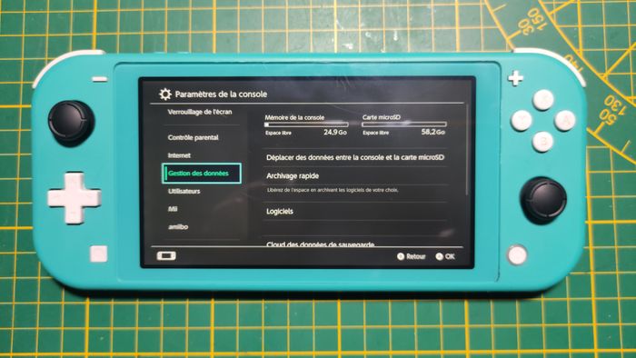 Nintendo Switch Lite Turquoise - Très bon état - photo numéro 9