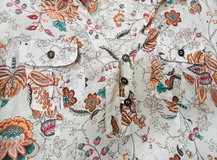 Chemise légère T 40/42- voile de coton - TBE - photo numéro 3