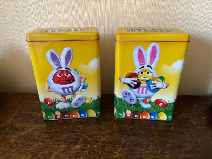 Lot de 2 boîtes métal M&M's « Lapin de Pâques » - photo numéro 1