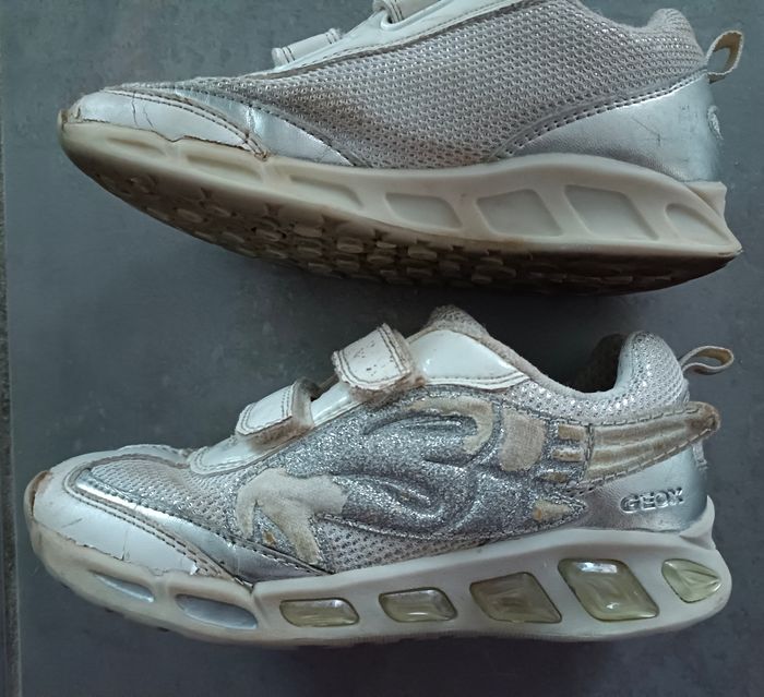Baskets lumineuses Geox fille en 29 - photo numéro 5