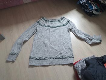 Pull gris