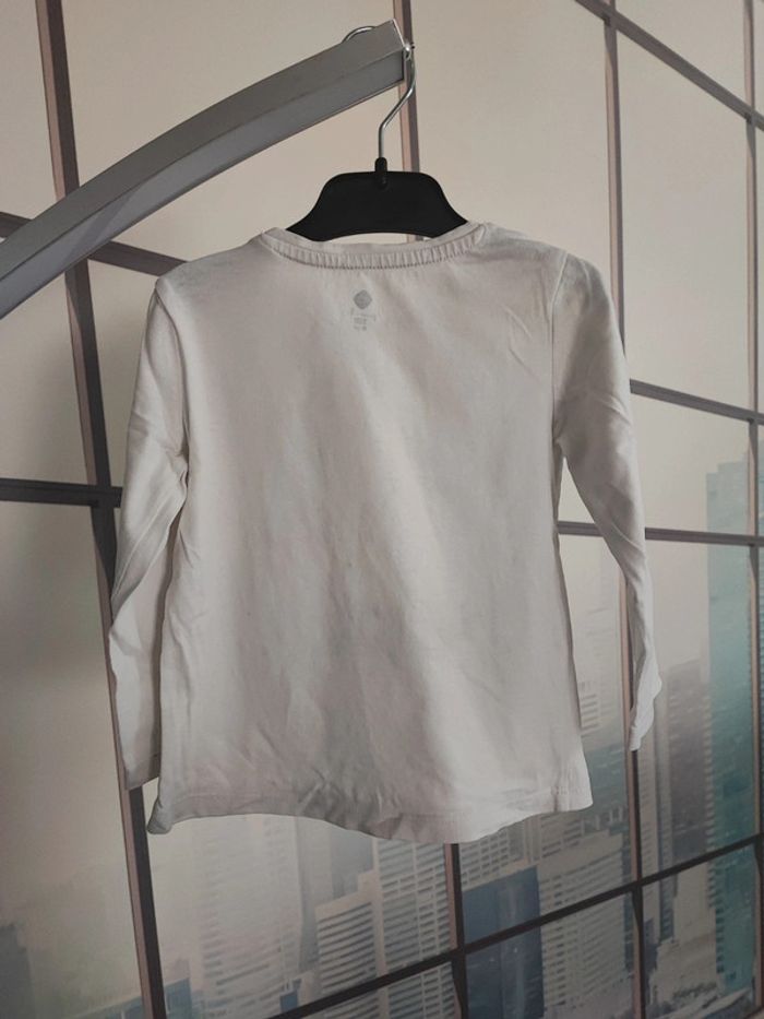 T-shirt manches longues taille 24 mois - photo numéro 4