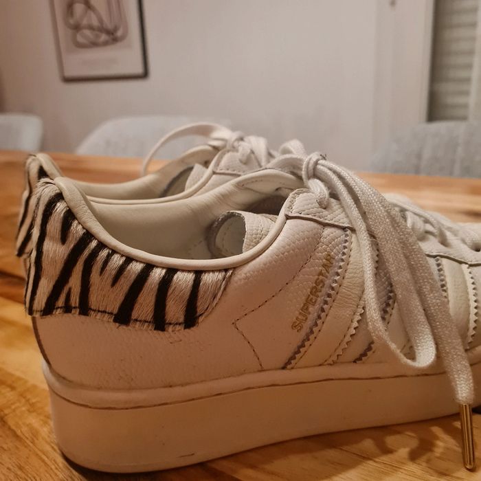 Superstar blanche zébrée 🦓 - photo numéro 5