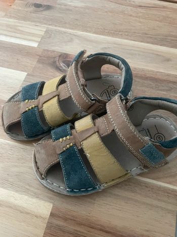 Chaussures sandales vertbaudet garçon taille 26