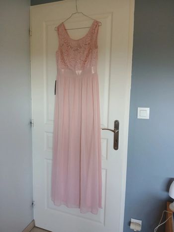 Robe rose
