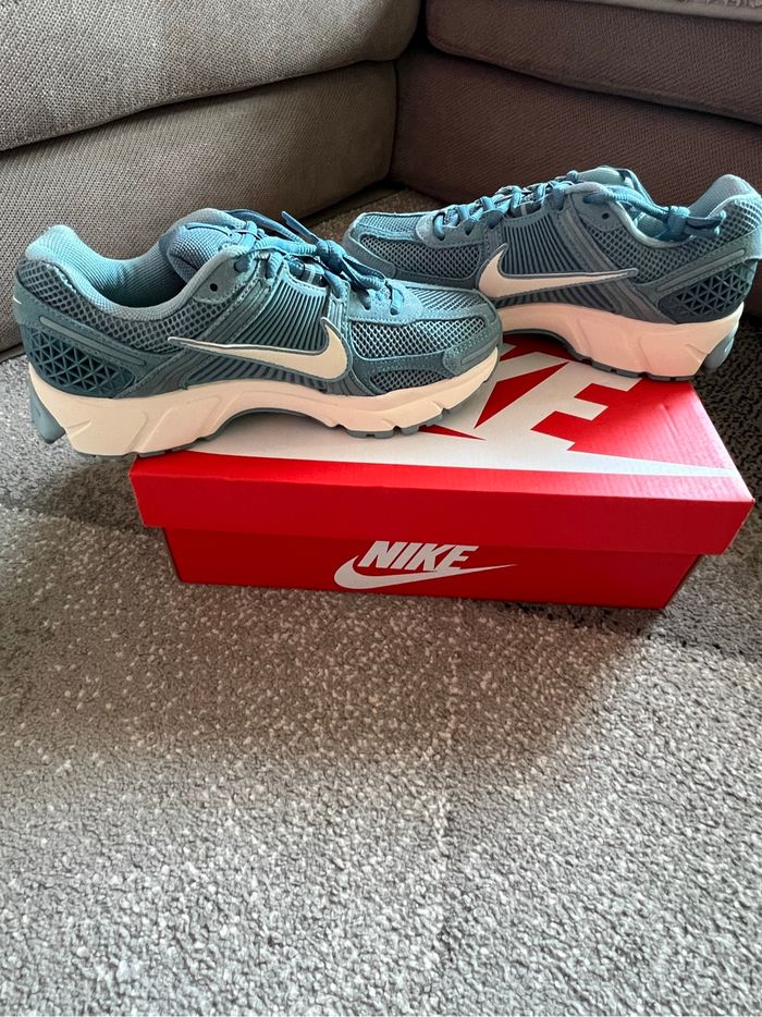 Nike Vomero 5 - photo numéro 2