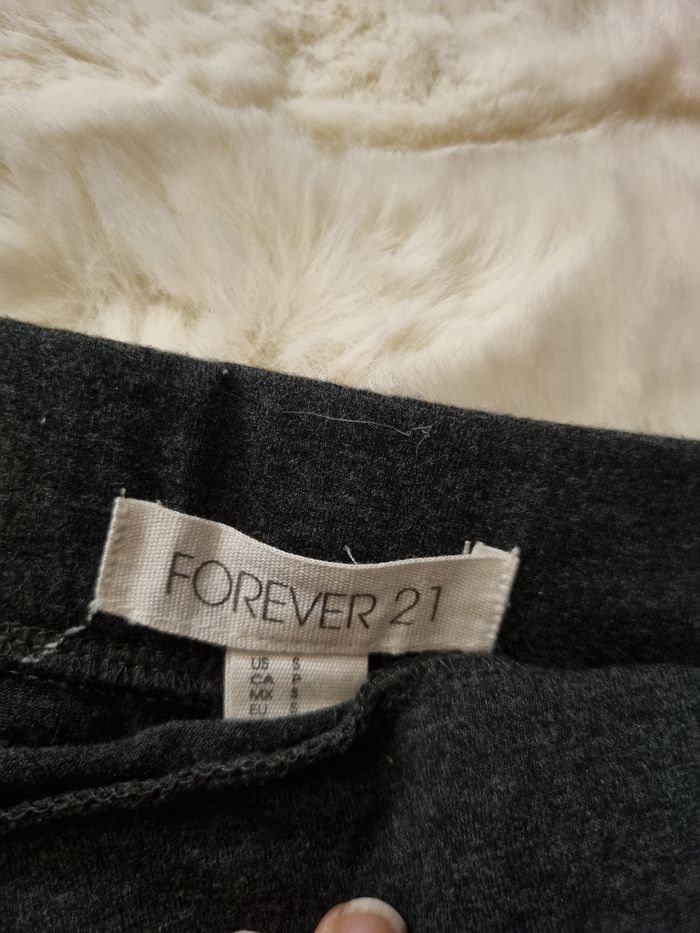 Jupe crayon mi longue moulante - photo numéro 3