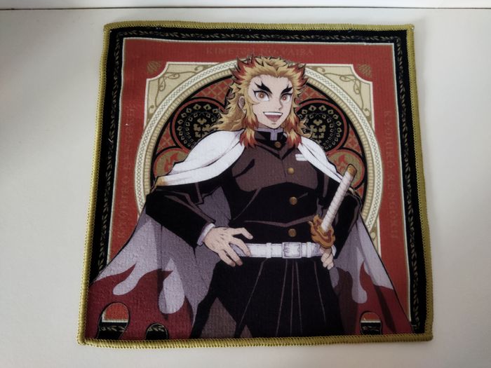 Petite serviette / goodies demon slayer rengoku