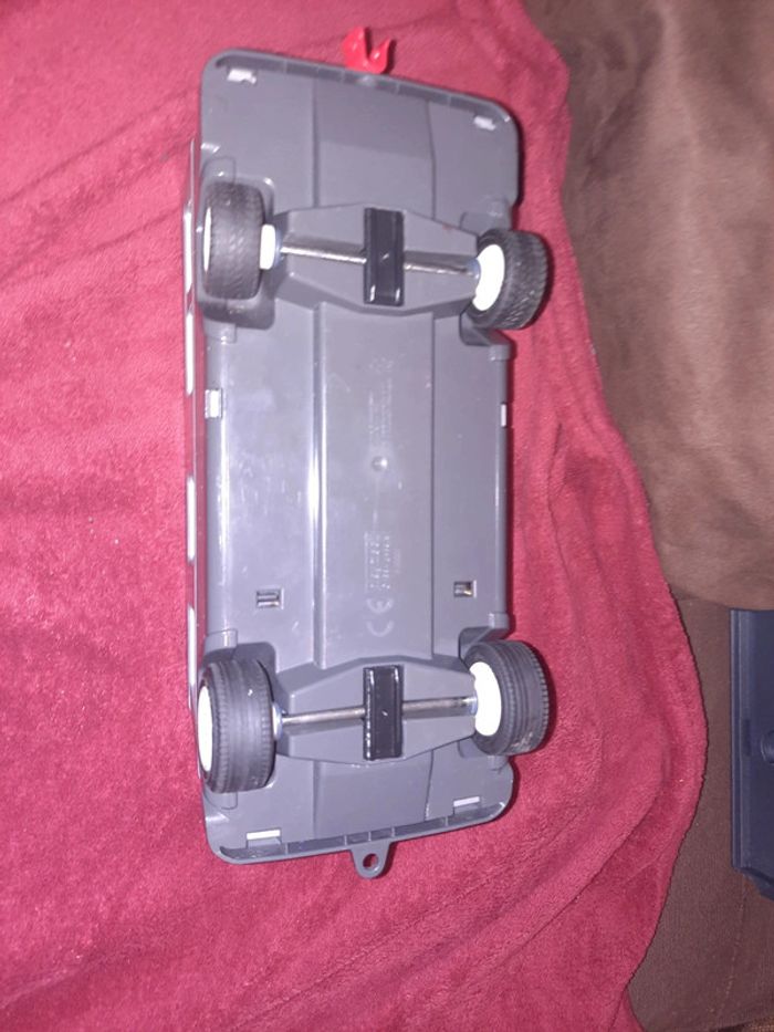 Camion de police - photo numéro 6