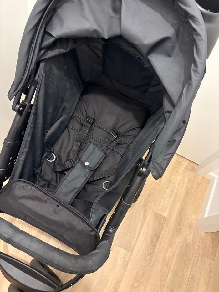 Pousette - photo numéro 3