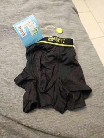 Boxer de sport tissaia taille S coloris noir