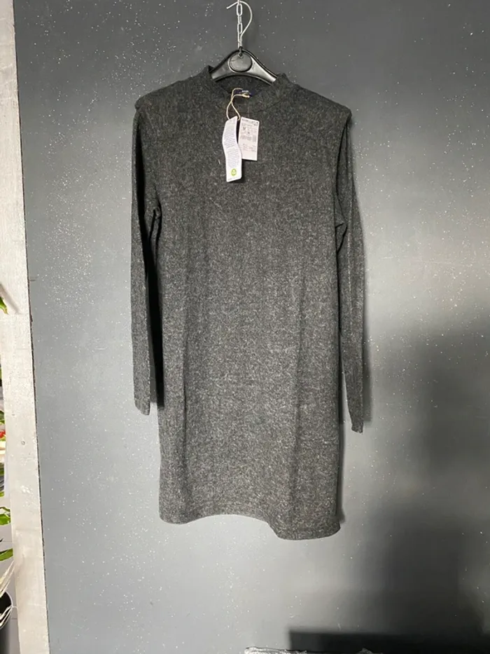 Robe pli aux épaules - photo numéro 4