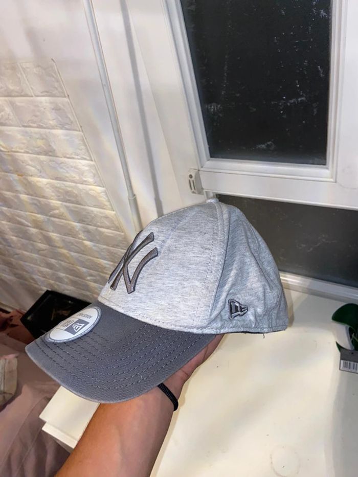 Casquette New Era Grise neuf - photo numéro 2