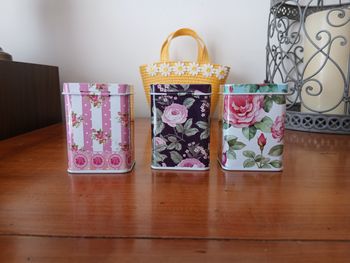 Lot 3 Petites boîtes métal *motif floral différent