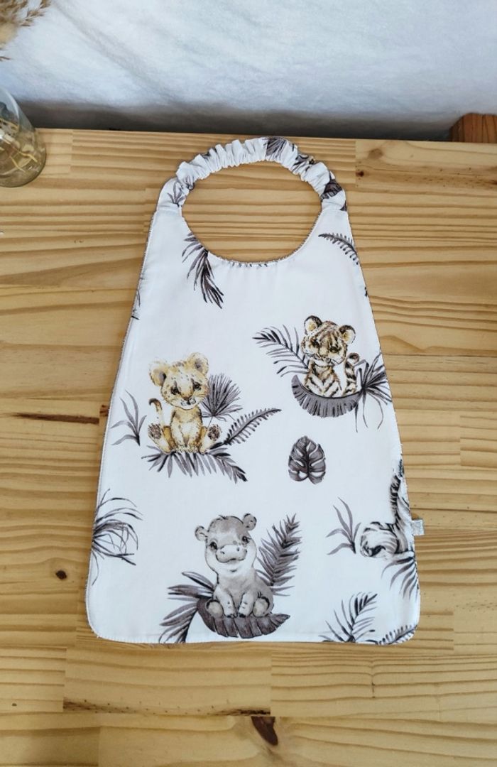 Bavoir élastique safari
