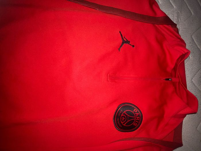 Pull à manches longues air Jordan rouge - photo numéro 3
