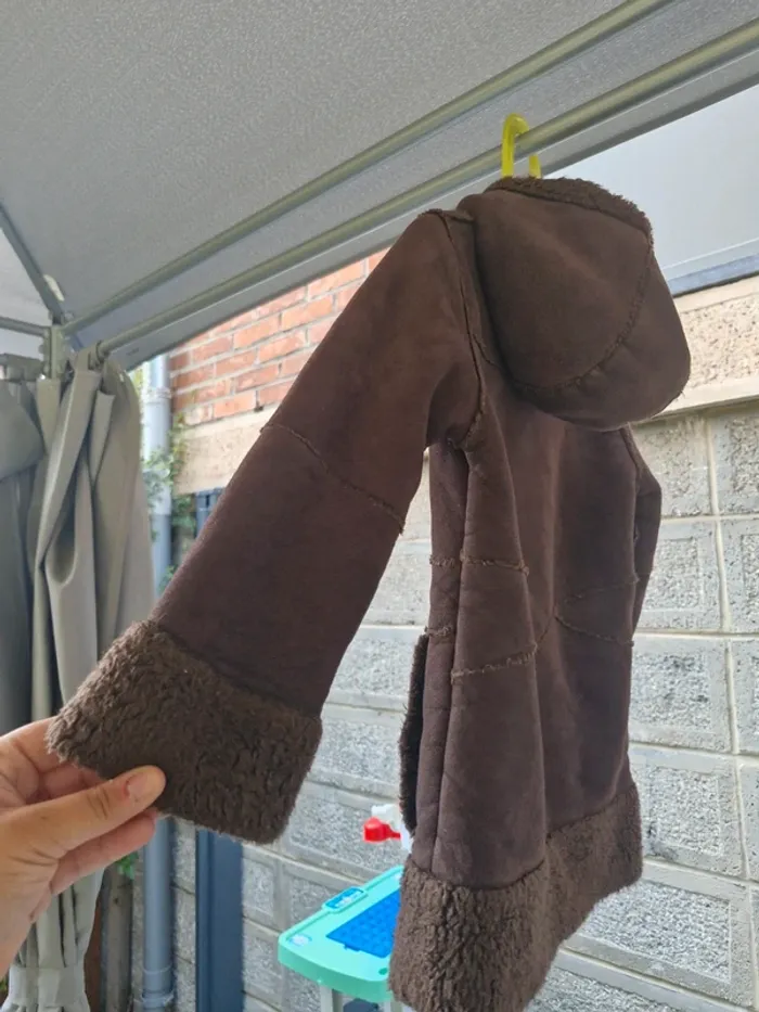 Veste molletonnée • brune - photo numéro 3