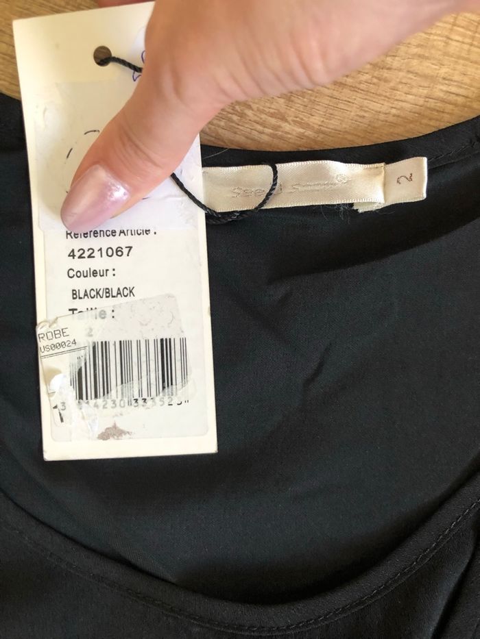 Robe noire neuve à manches courtes See U Soon taille 2 - photo numéro 9