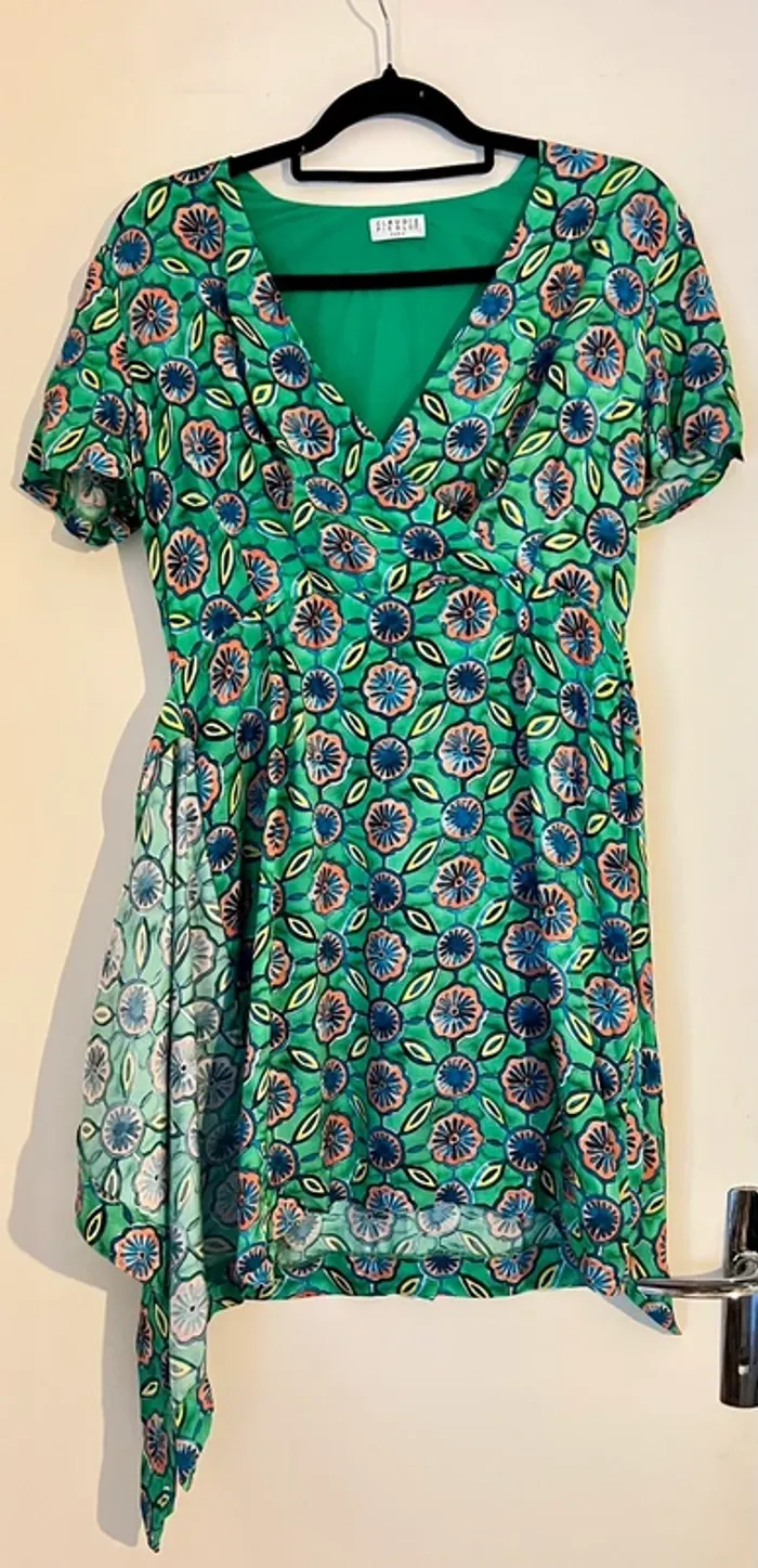 Robe satinée Claudie Pierlot imprimée colorée - photo numéro 11