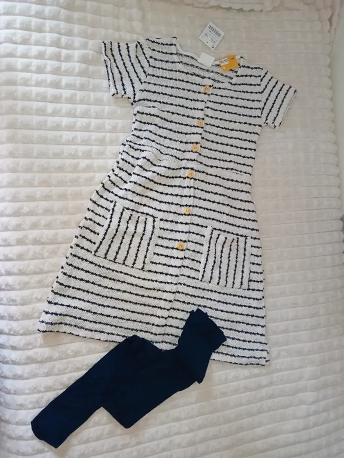 Robe en maille fille neuf 9/10ans Lefties 🤍🌼 - photo numéro 2