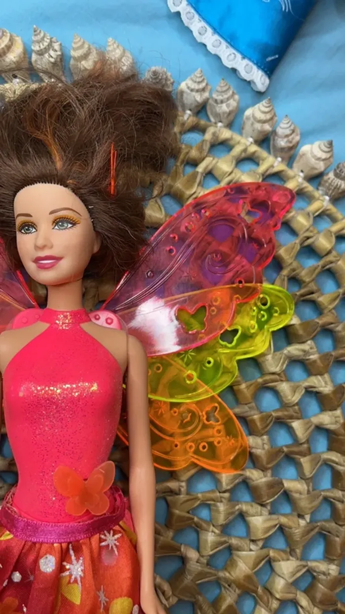 Barbie papillon - photo numéro 3
