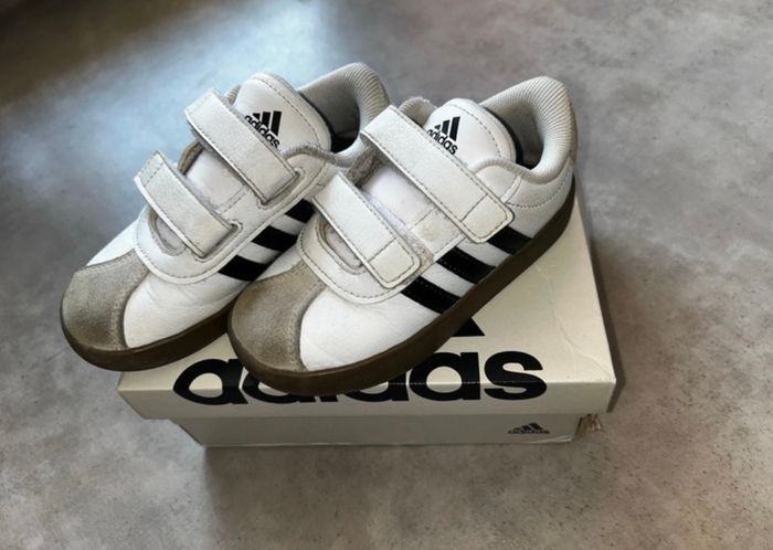 Adidas VL court 3.0