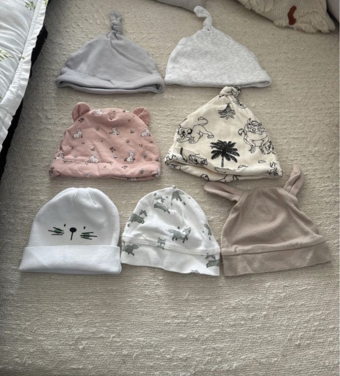 Lot 7 bonnets multimarques