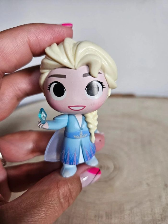 Mini Funko Pop La Reine des Neiges 💠 - photo numéro 2