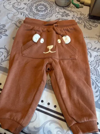 Pantalon avec poche ourson